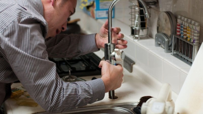 How to Prevent Costly Plumbing Problems in an Older Home
